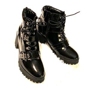 Boohoo Maura Patent leather lace up chunky hikers